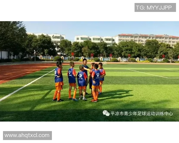 科学足球心理素质训练方法探讨提升运动员竞技表现的有效策略 科学足球心理素质训练方法探讨提升运动员竞技表现的有效策略