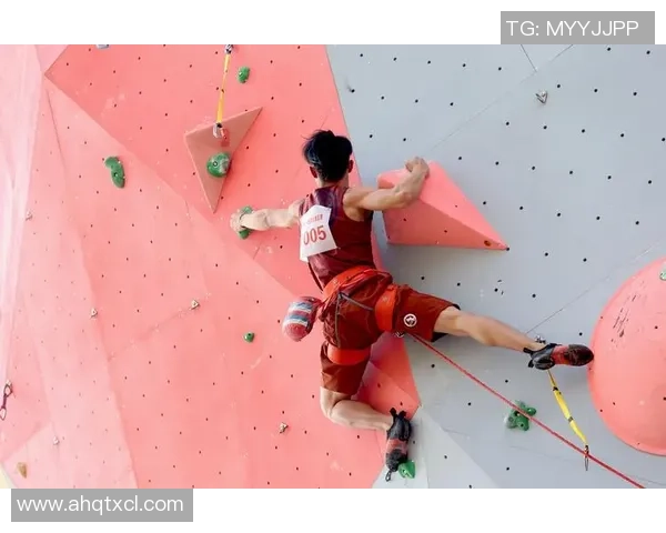 西安攀岩队在全国攀岩比赛中荣获第八名的精彩表现分析