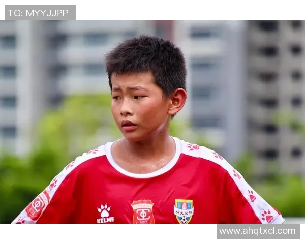 吕迪格的足球之路：从青训到国际赛场的辉煌历程与成长故事